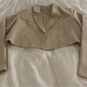Women's Beige Cropped Blazer